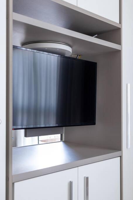 No Coracao De Curitiba, Ao Lado Do Shopping Apartamento *